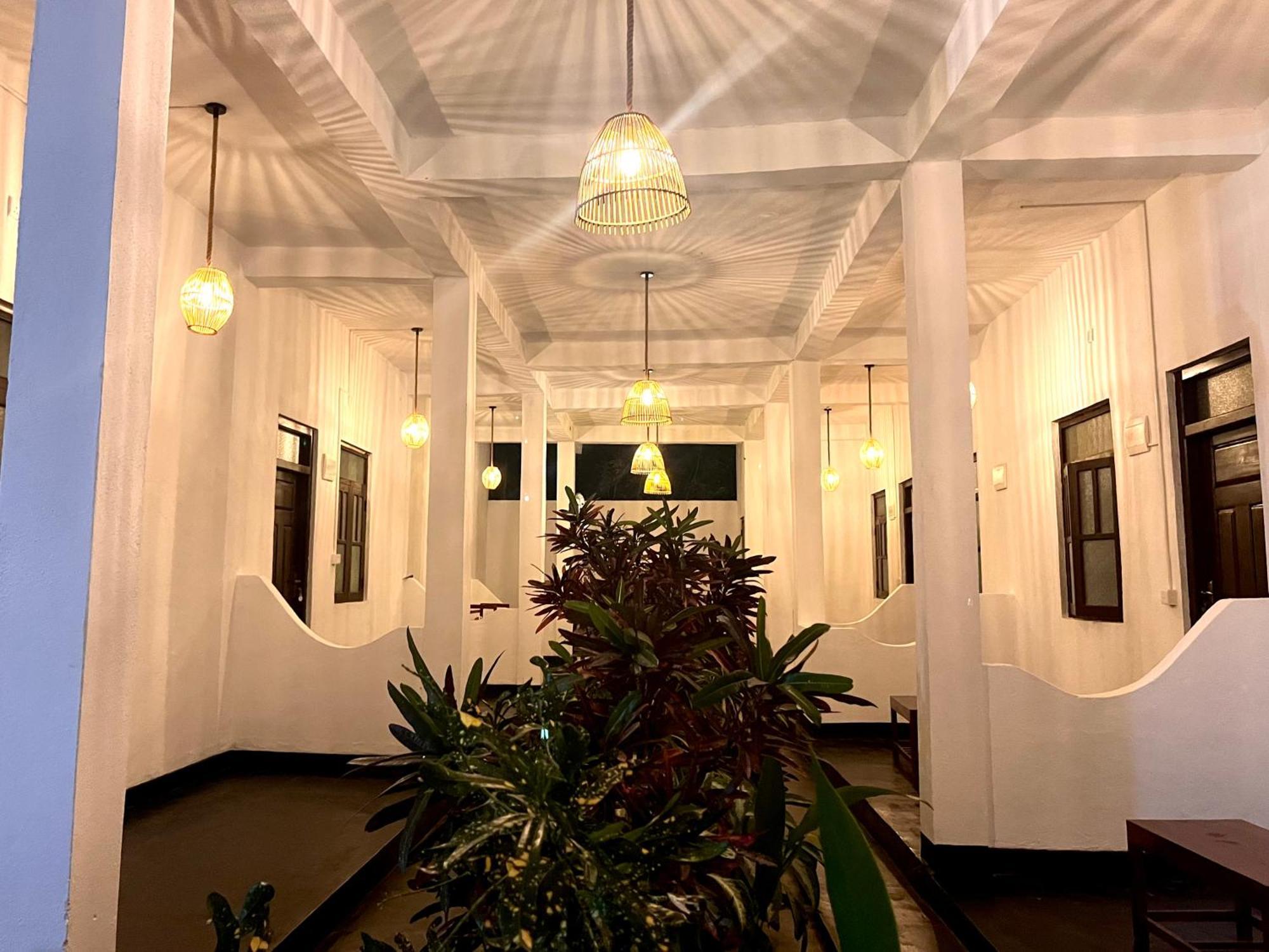 Sea La Vie Hotel Аругам Бей Екстериор снимка